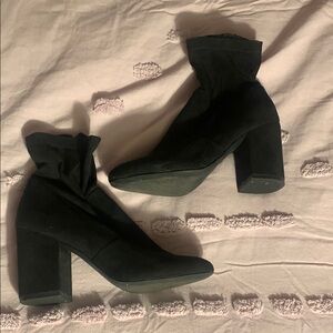 Elegant Black Ankle Boots